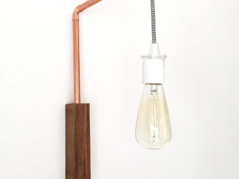 DIY Copper pipe wall sconce