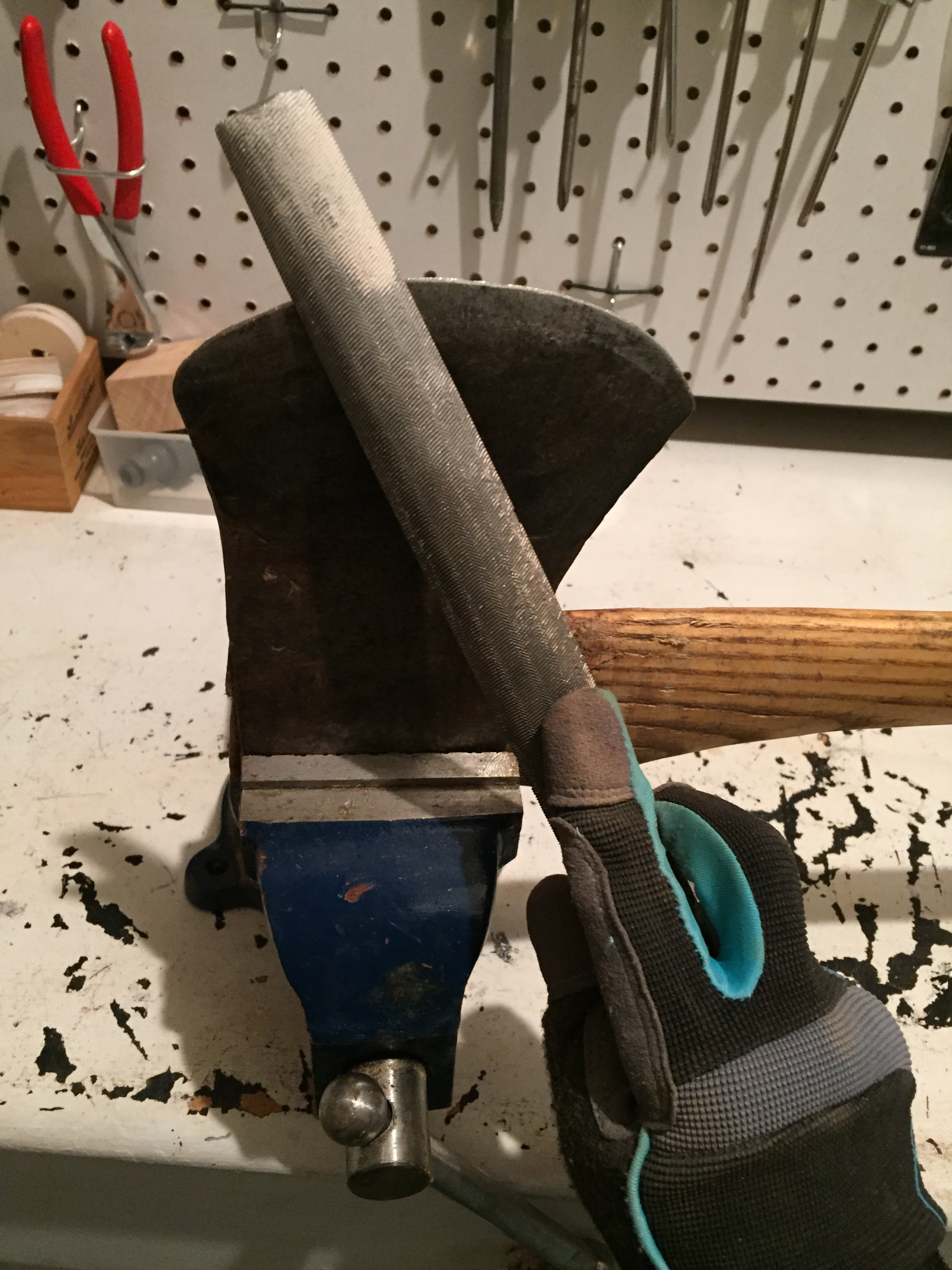 sharpen dull old axe