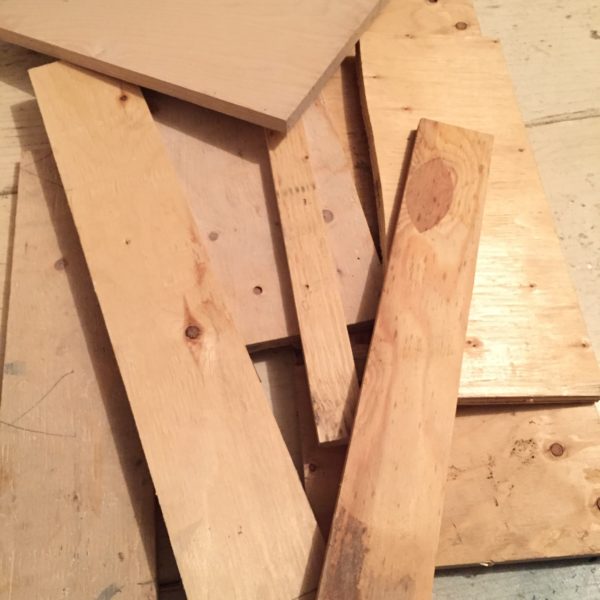 Drill storage rack – DIY Montreal