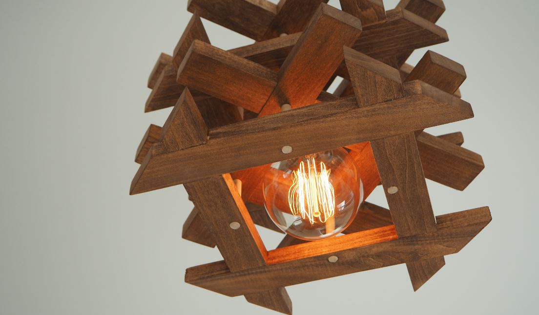 DIY wood chandelier | Half lap joints | DIY Montreal
