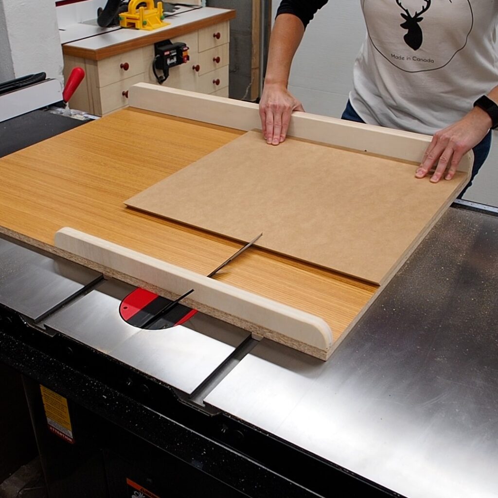 45 Degree Table Saw Sled P9160131.00 07 26 02.Still001 2 1024x1024